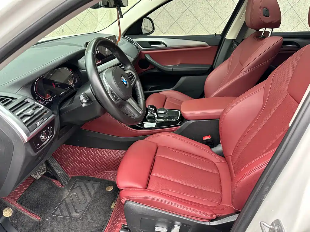 BMW X4 2022 — фото 9