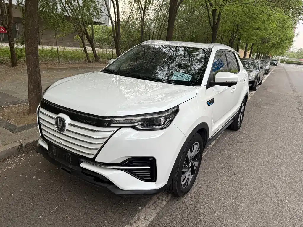 Changan CS55 EV 2021 — фото 1