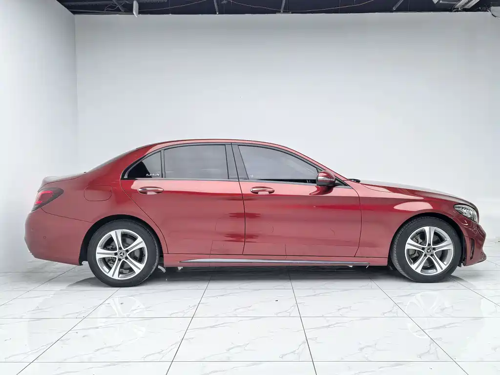 Mercedes-Benz C-Class 2019