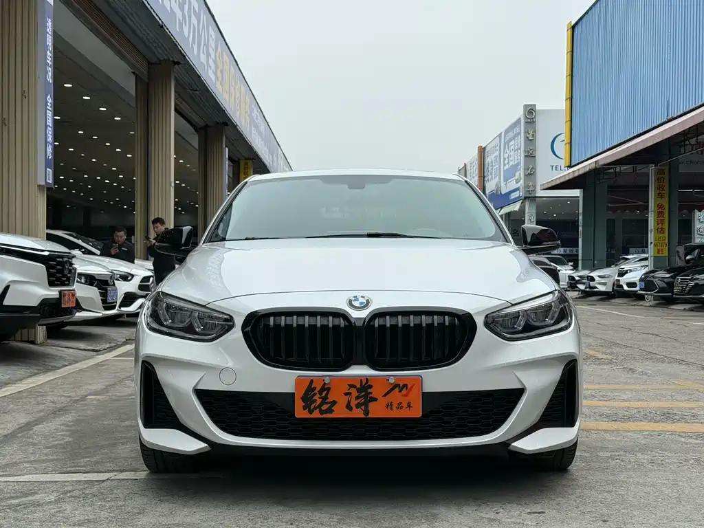 BMW 1 Series 2022