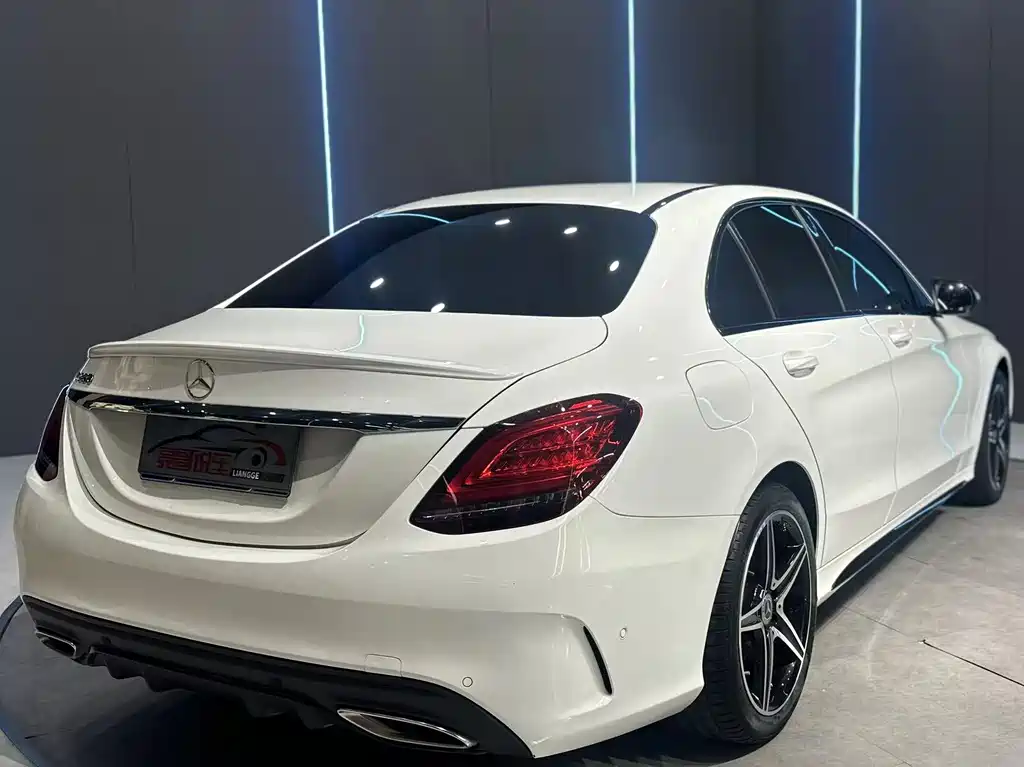 Mercedes-Benz C-Class 2020 — фото 6