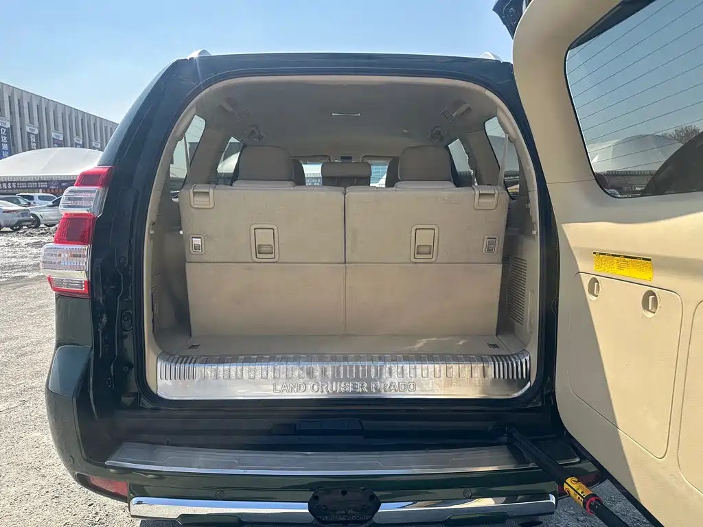 Toyota Prado 2015 — фото 16