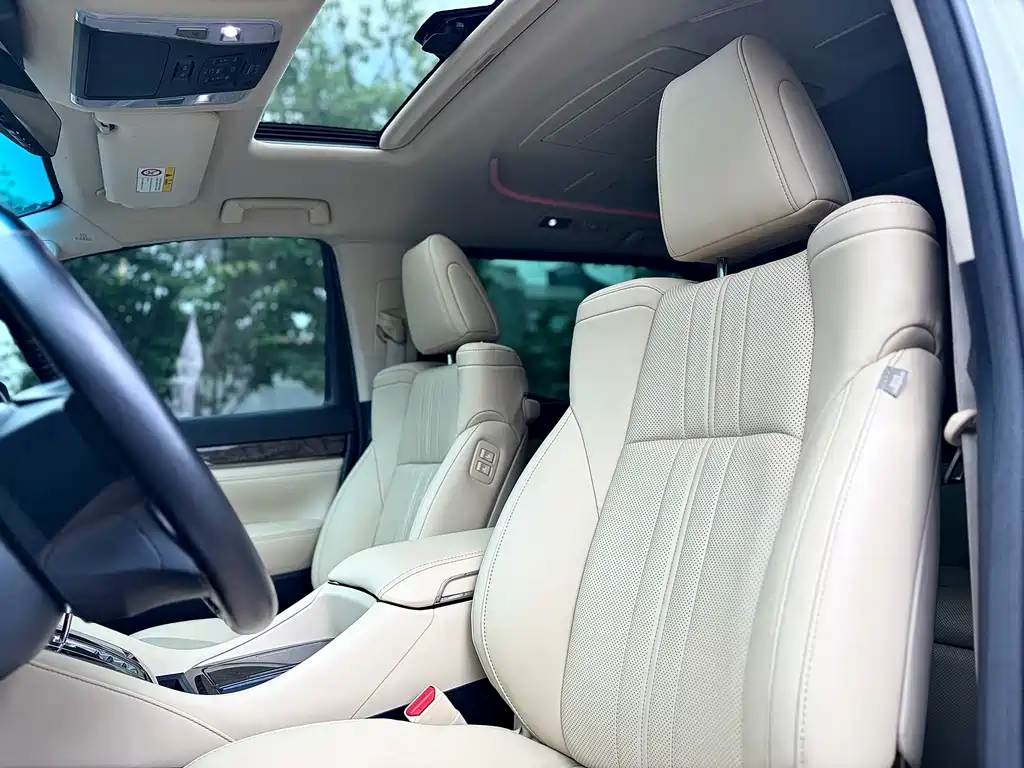 Toyota Alphard 2021 — фото 10