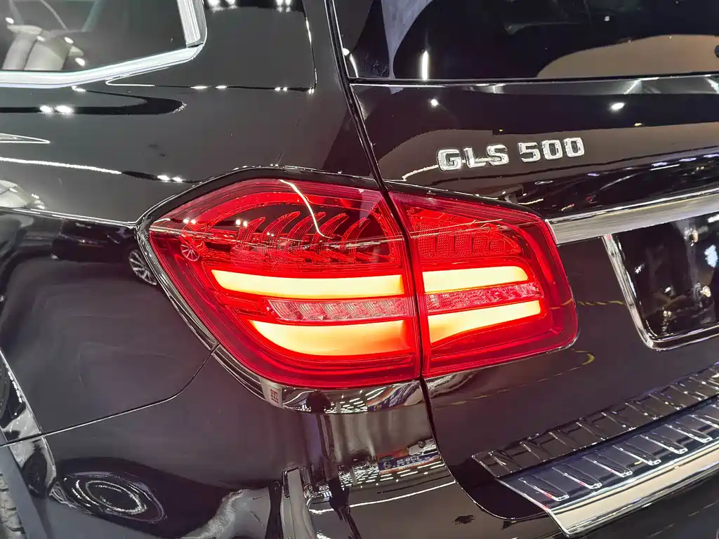 Mercedes-Benz GLS 2016 — фото 10