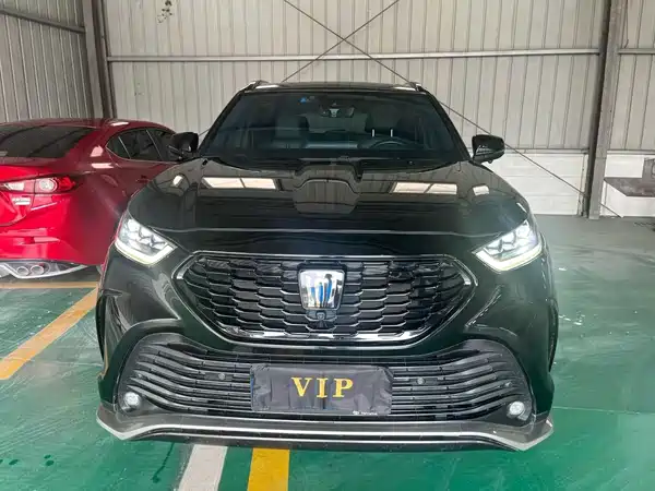 Toyota Crown Kluger 2021