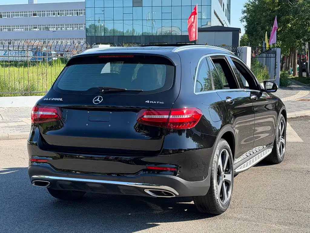Mercedes-Benz GLC 2019 — фото 13