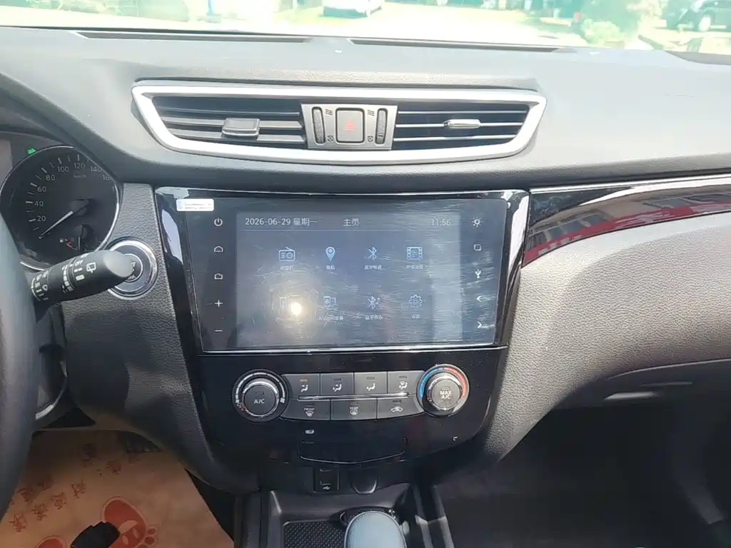 Nissan Qashqai 2016 — фото 13