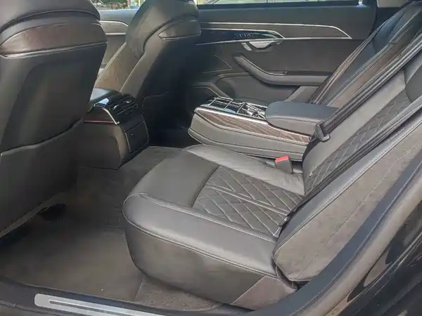Audi A8 2021