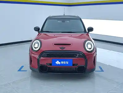 MINI MINI 2022
