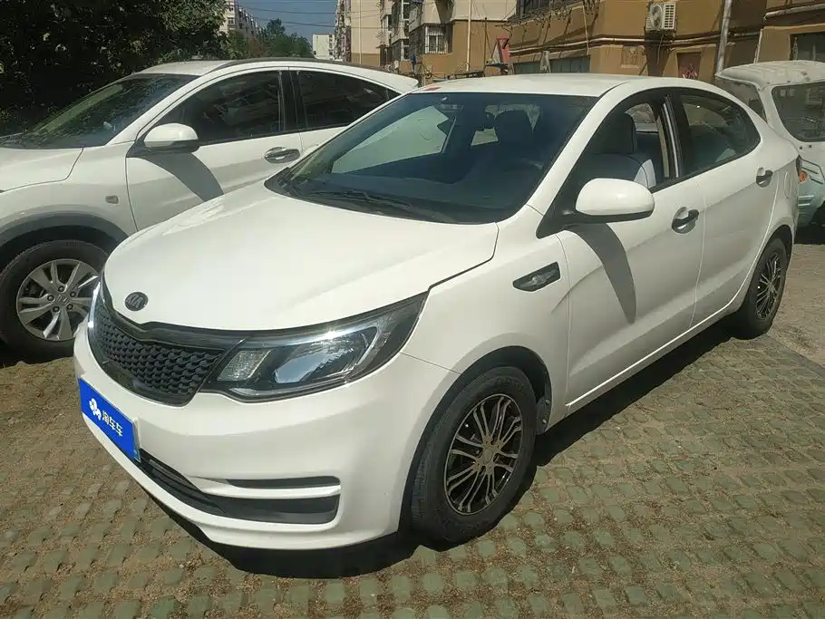 Kia K2 2015