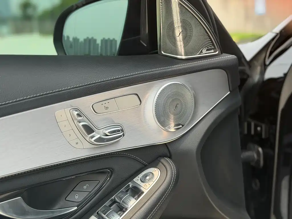 Mercedes-Benz C-Class AMG 2022 — фото 9