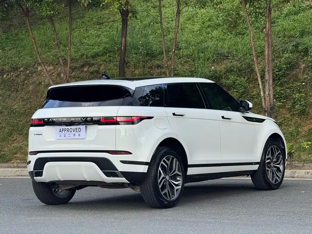Land Rover Evoque 2022 — фото 9