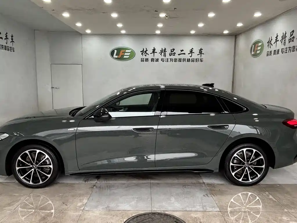 Audi A5L 2025