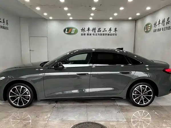 Audi A5L 2025