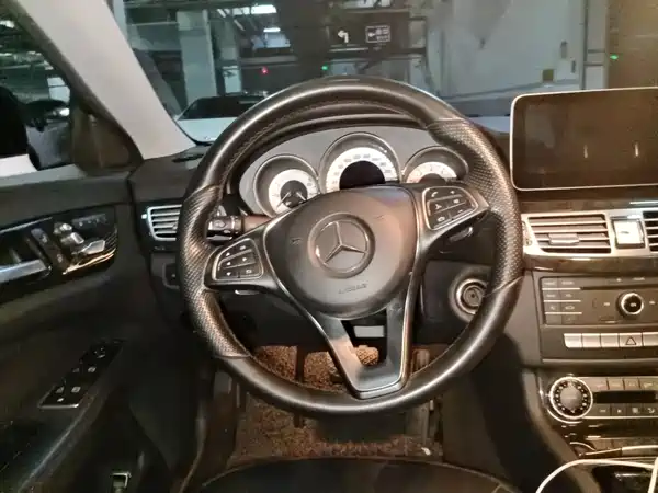 Mercedes-Benz CLS 2015