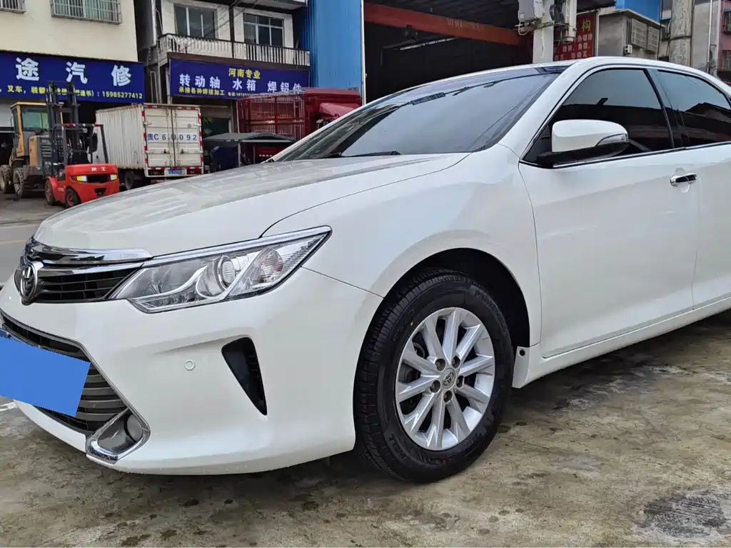 Toyota Camry 2017
