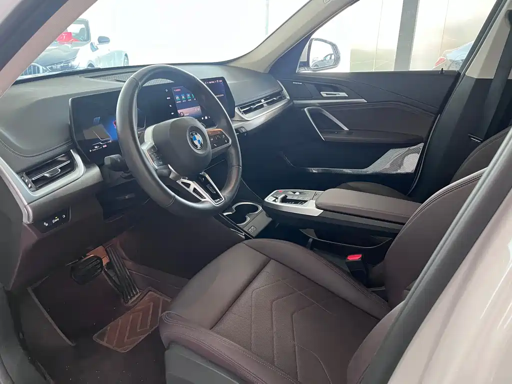BMW X1 2024 — фото 11