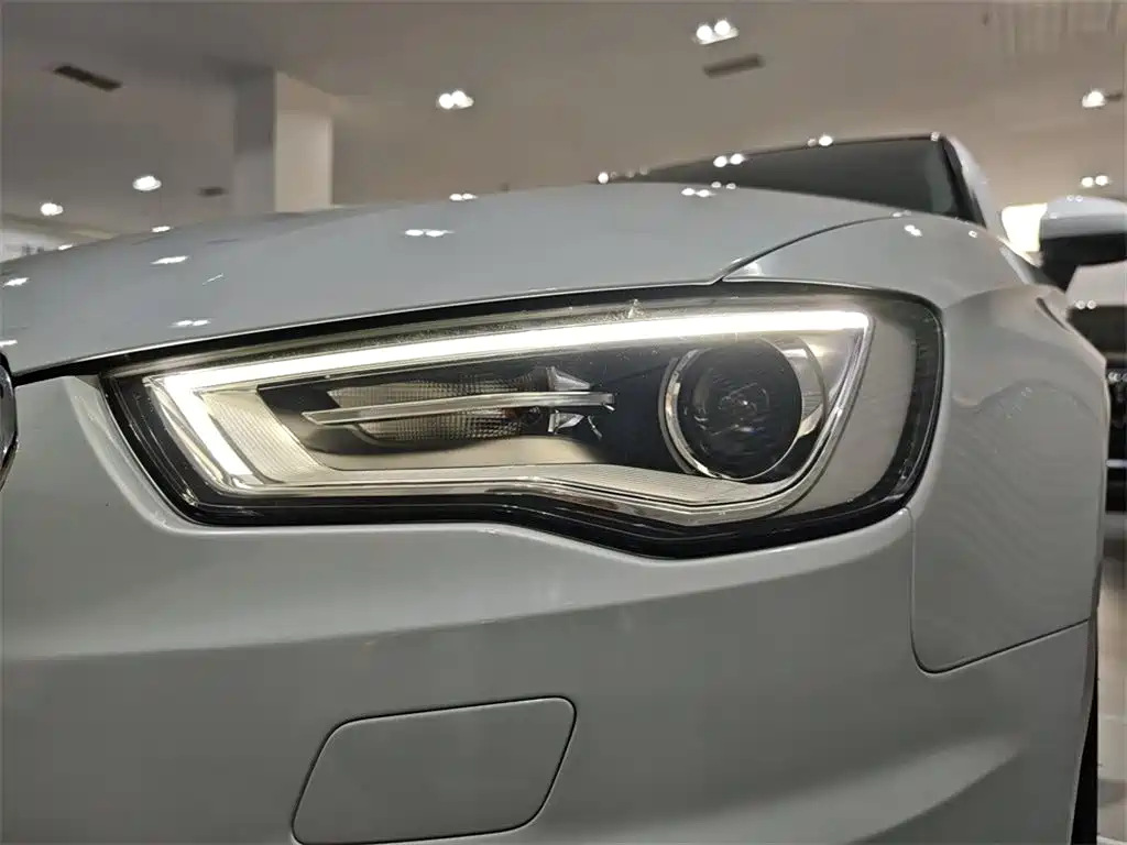 Audi A3 2015 — фото 13