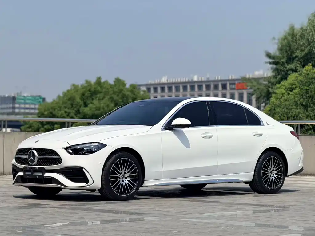 Mercedes-Benz C-Class 2025