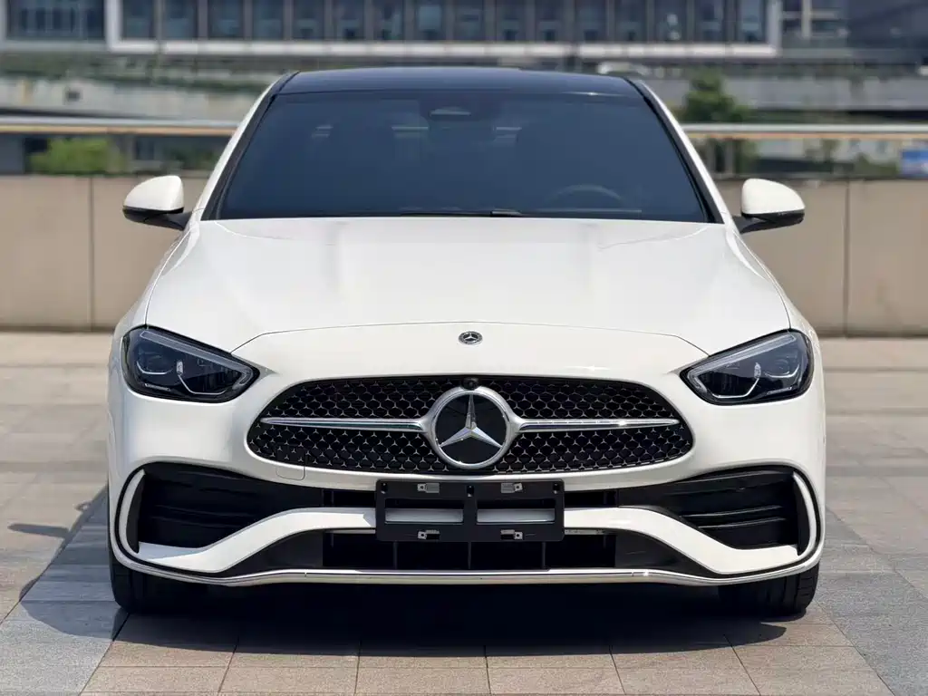 Mercedes-Benz C-Class 2025