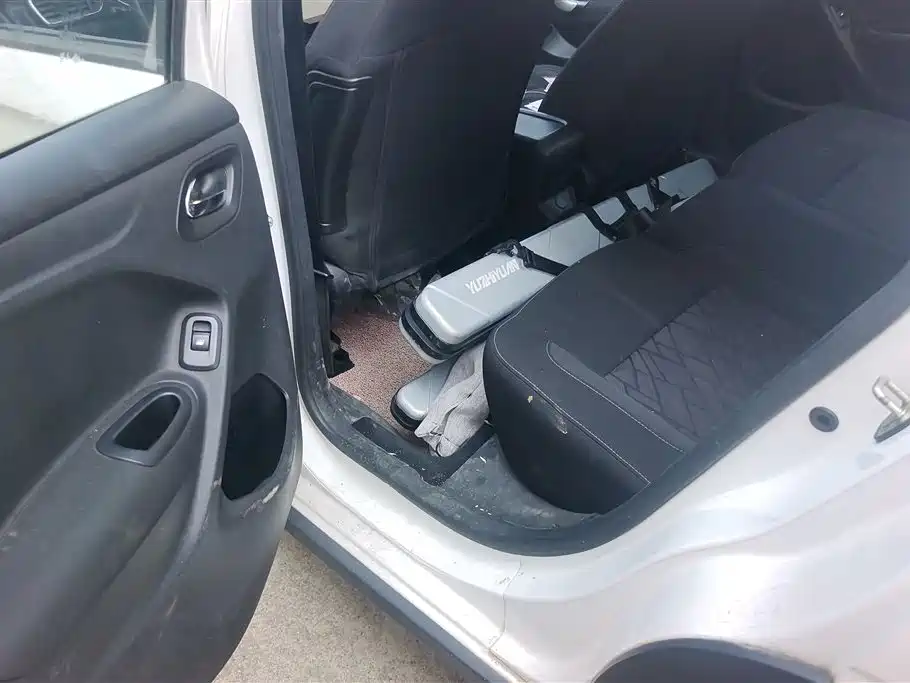 Citroen C3-XR 2015 — фото 11