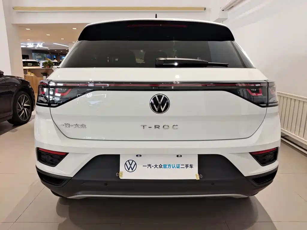 Volkswagen T-Roc 2025
