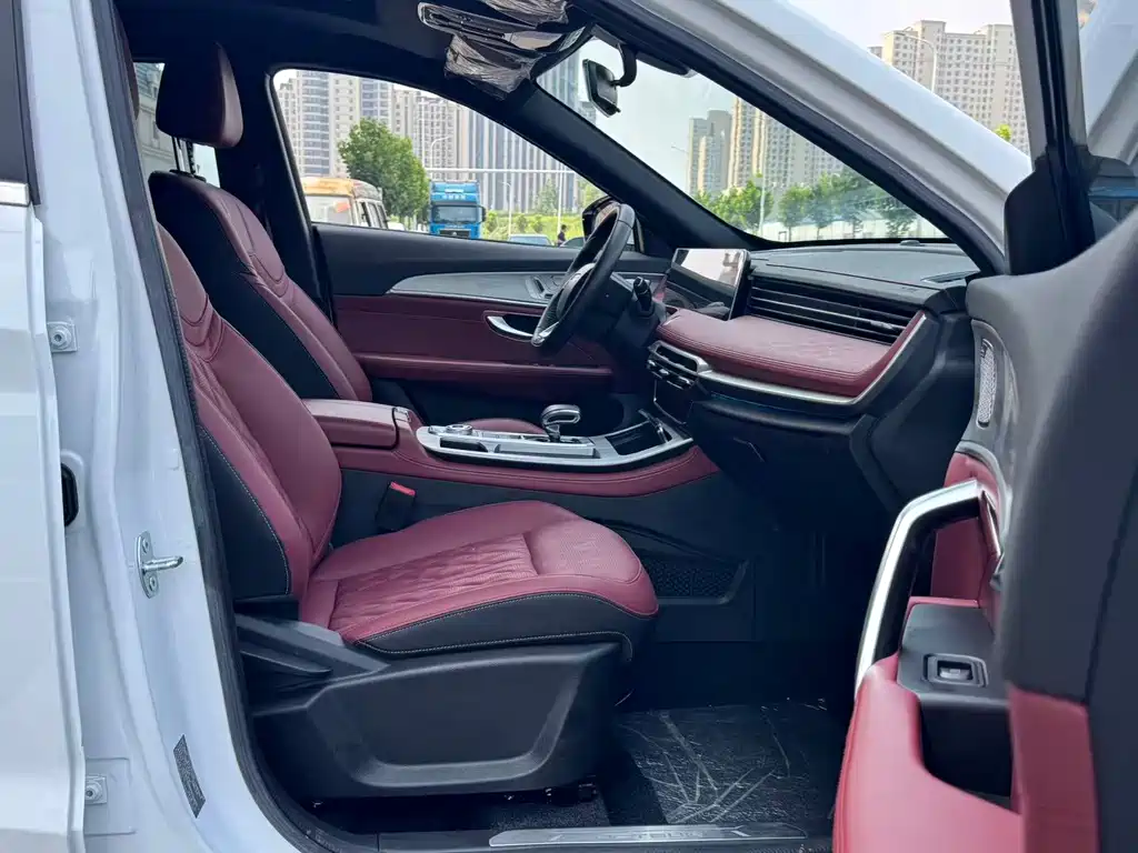 Jetour X70 PLUS 2023 — фото 11