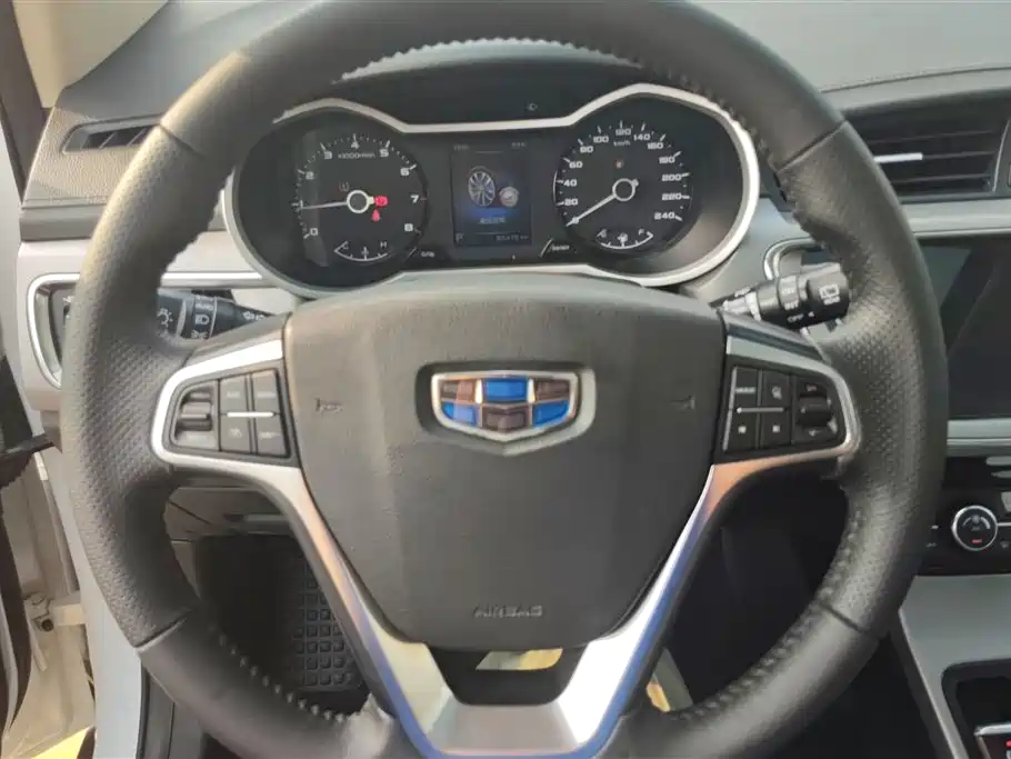 Geely Emgrand GS 2019 — фото 15