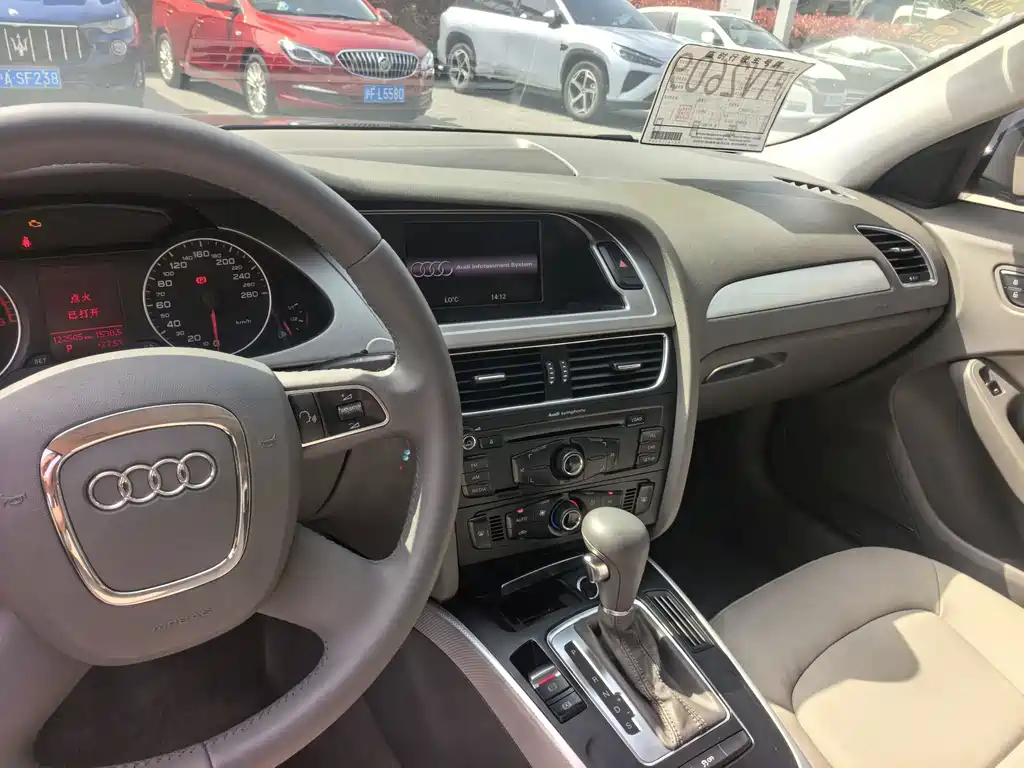 Audi A4L 2013 — фото 16