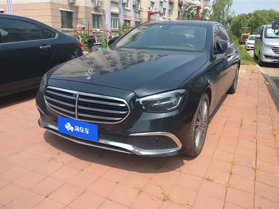 Mercedes-Benz E-Class 2021