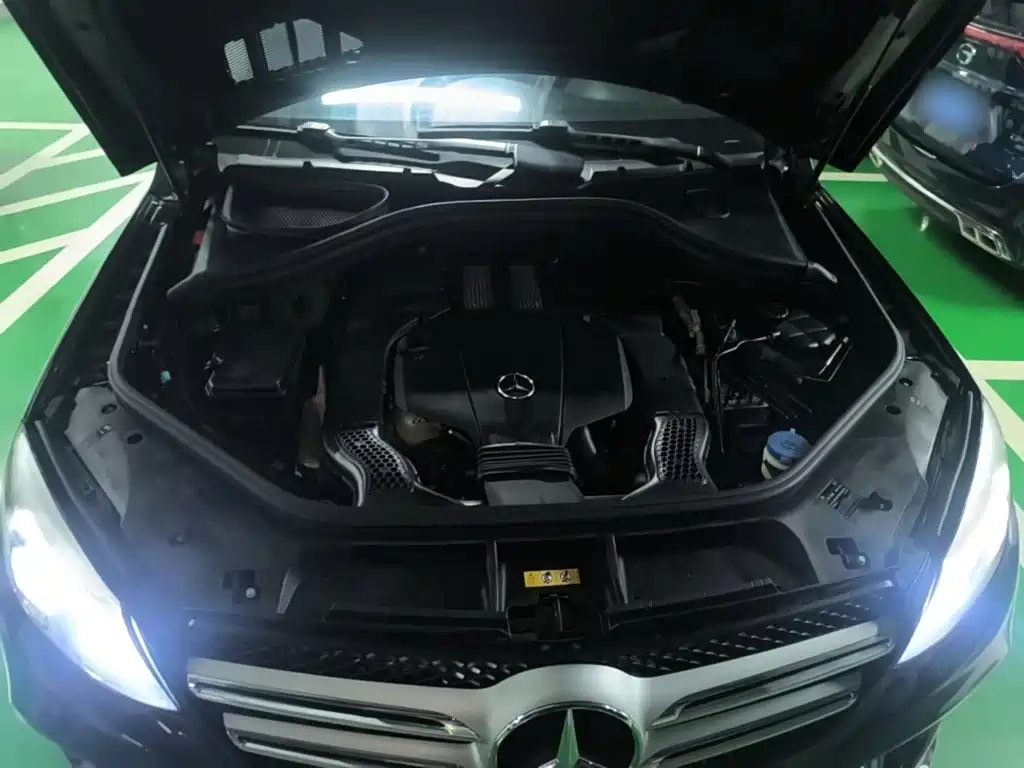 Mercedes-Benz GLE 2016 — фото 20
