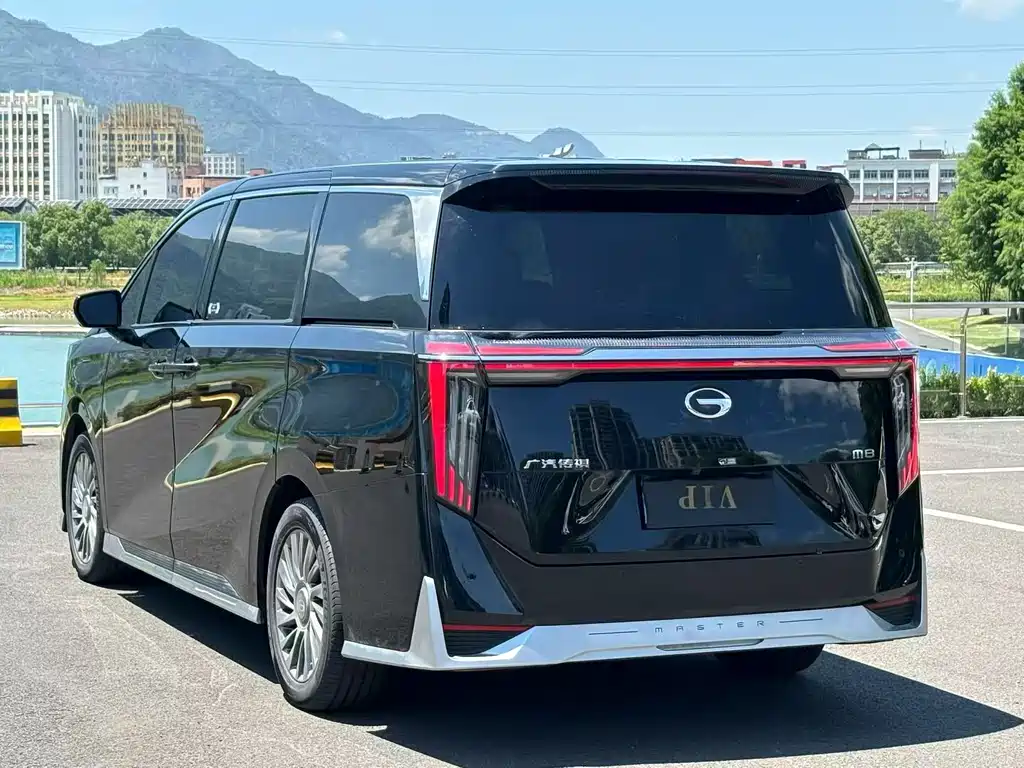 GAC Trumpchi M8 2023 — фото 7