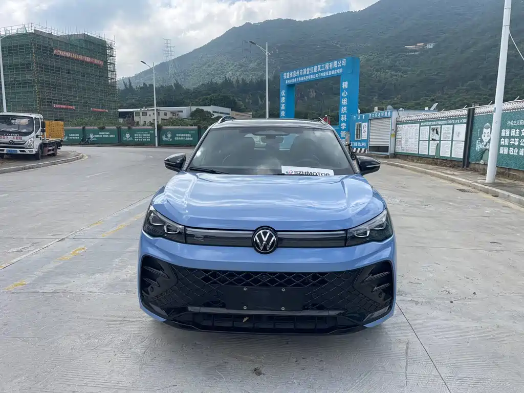 Volkswagen Tiguan L 2024