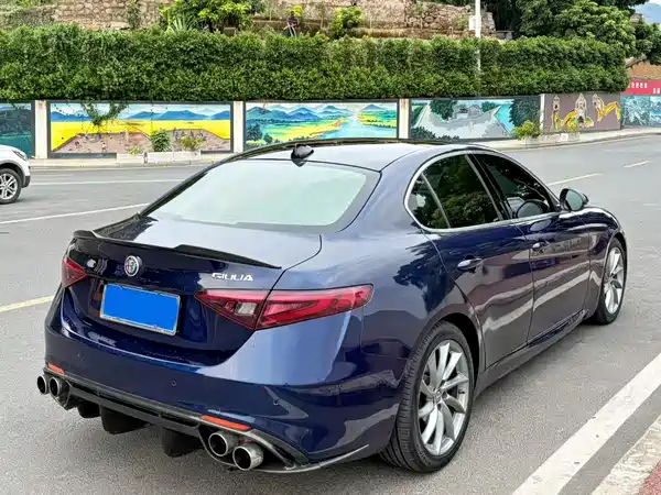 Alfa Romeo Giulia Juliet 2017