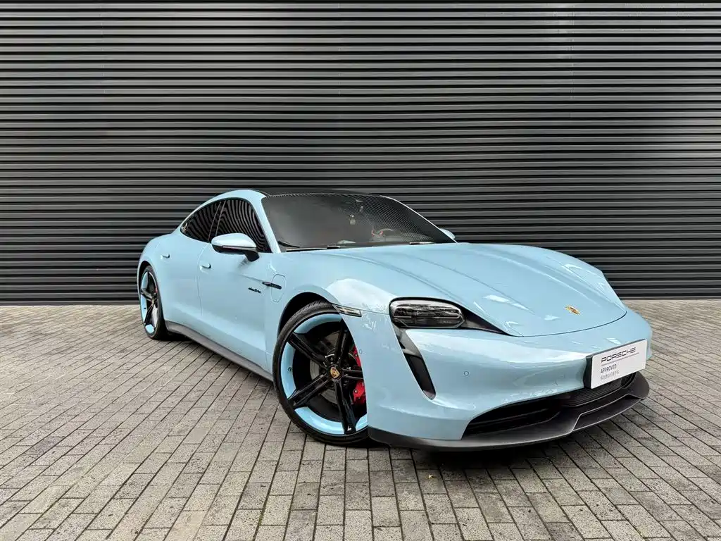 Porsche Taycan 2021
