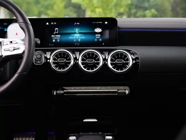 Mercedes-Benz CLA 2022