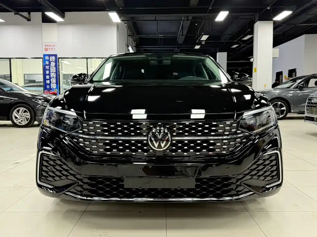 Volkswagen Passat 2022