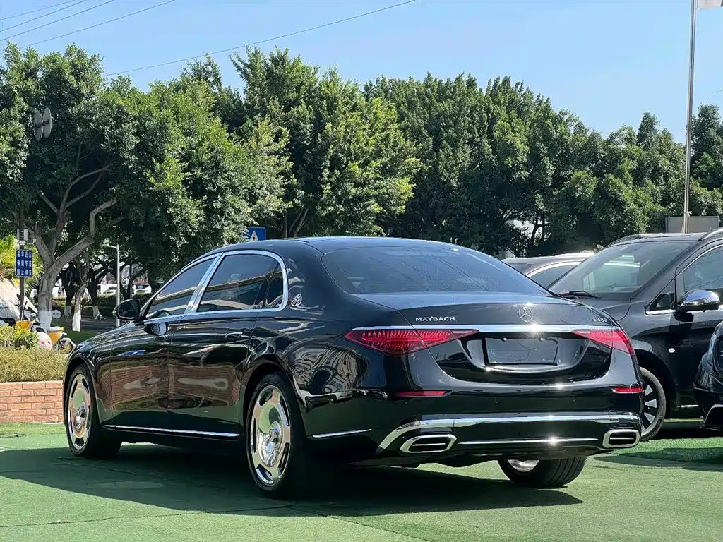 Mercedes-Benz S-Class 2022