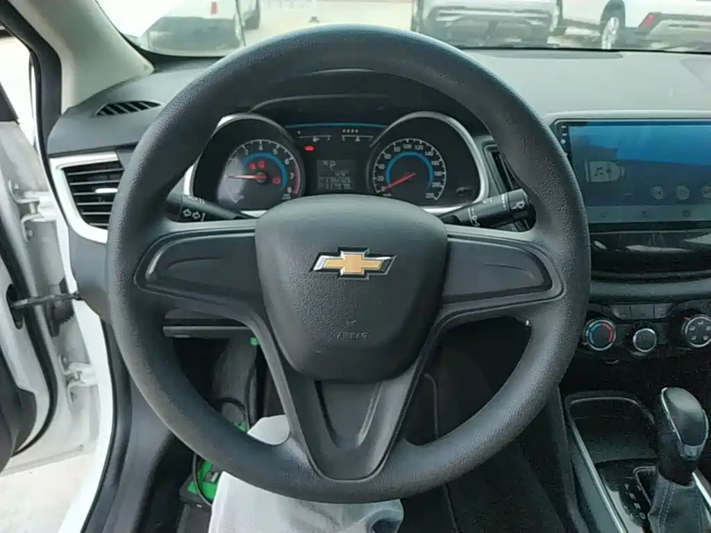 Chevrolet Cavalier 2019 — фото 11