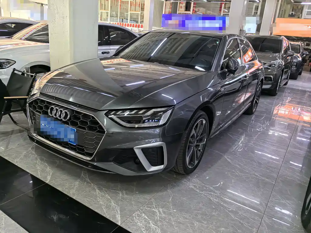 Audi A4L 2021