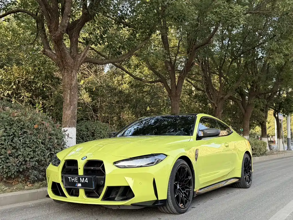 BMW M4 2022 — фото 1