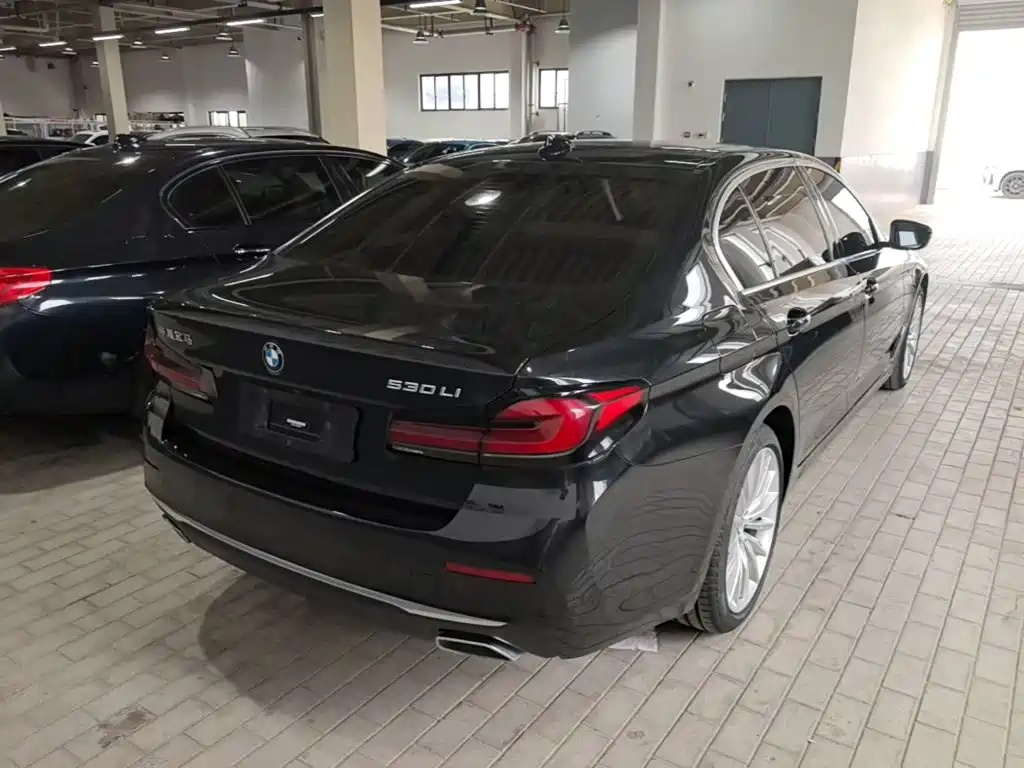 BMW 5 Series 2022