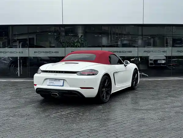 Porsche 718 2022
