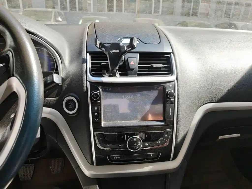 Geely Emgrand 2017