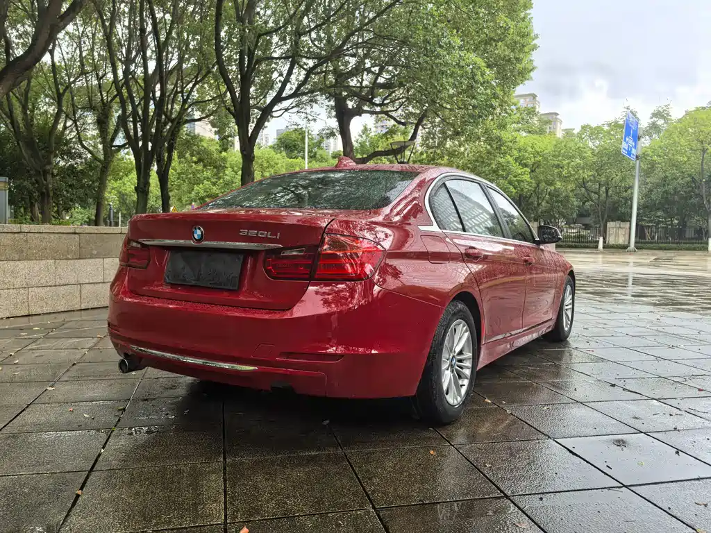 BMW 3 Series 2016 — фото 14