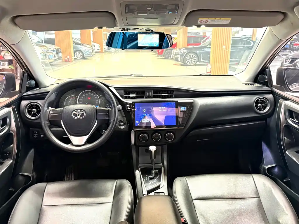 Toyota Corolla 2019 — фото 12