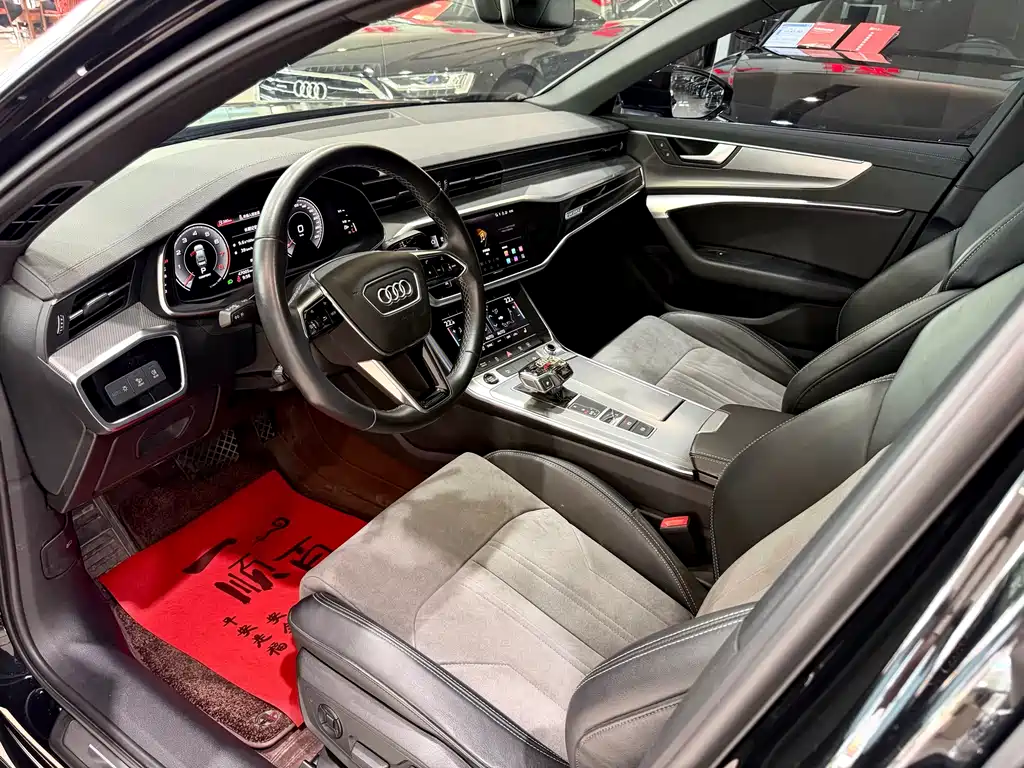 Audi A6L 2022