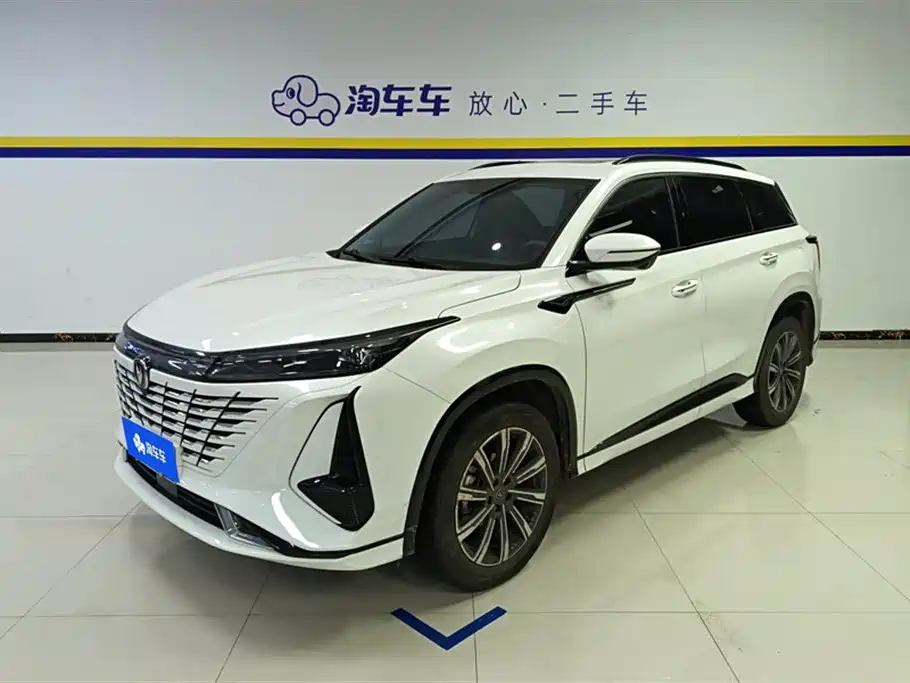 Changan CS75 PLUS 2023 — фото 1