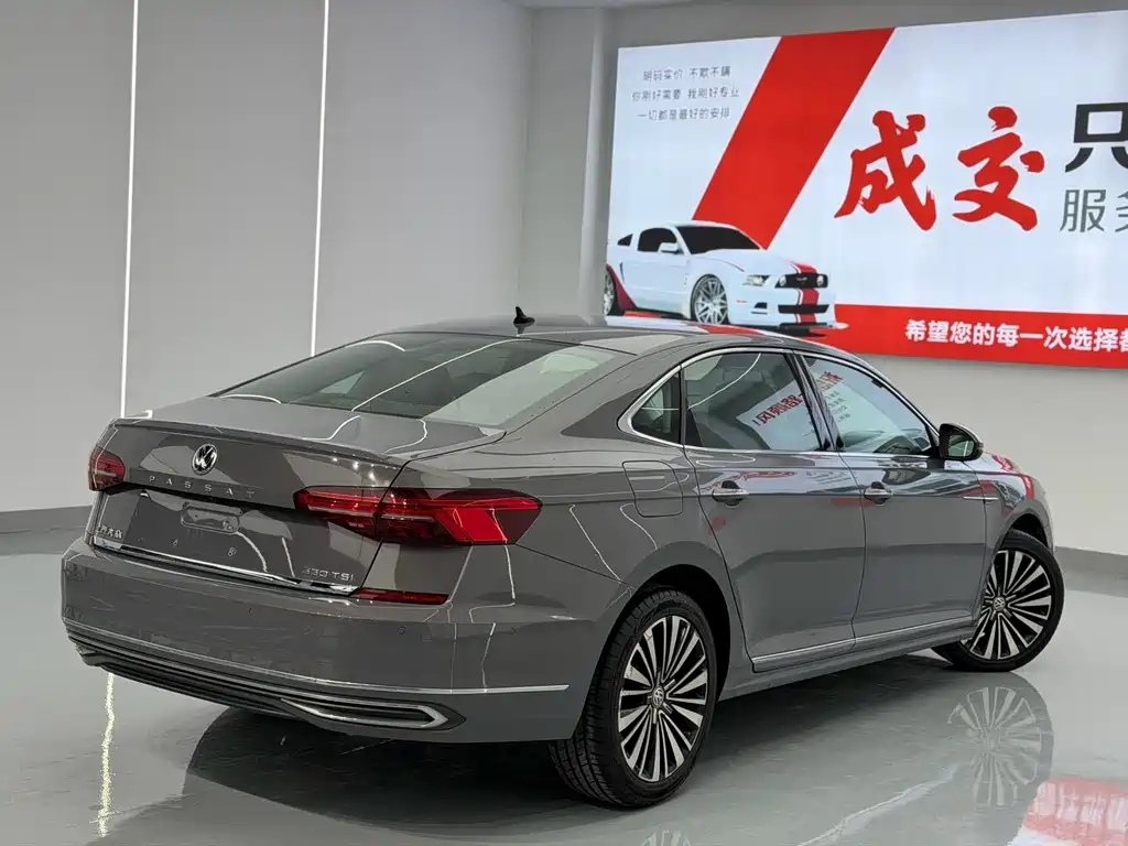 Volkswagen Passat 2019 — фото 10