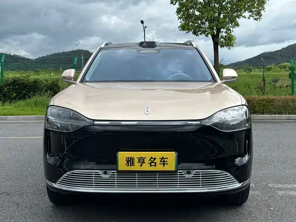 AITO M9 2025